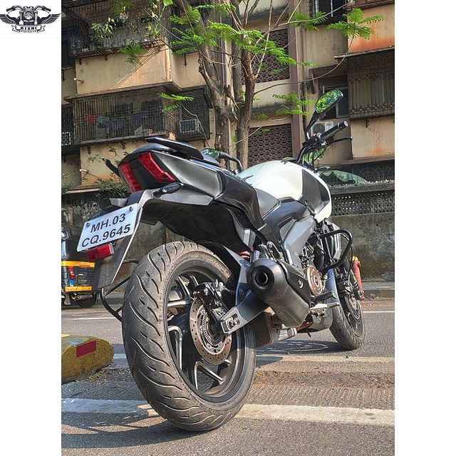 Bajaj Dominor 400 - Rishi Bike Bazar