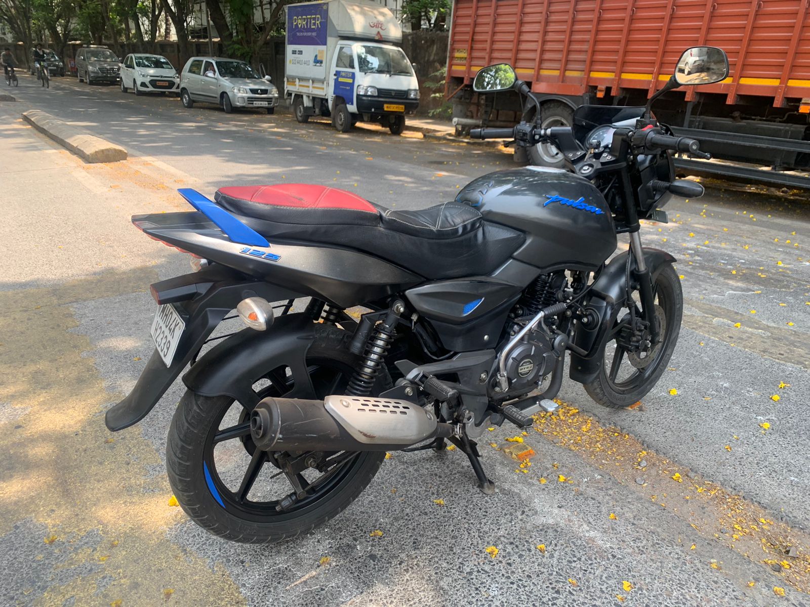 Bajaj Pulsar NS 125 May get Launched by Next Month, Here are Specifications  | NewsTrack English 1